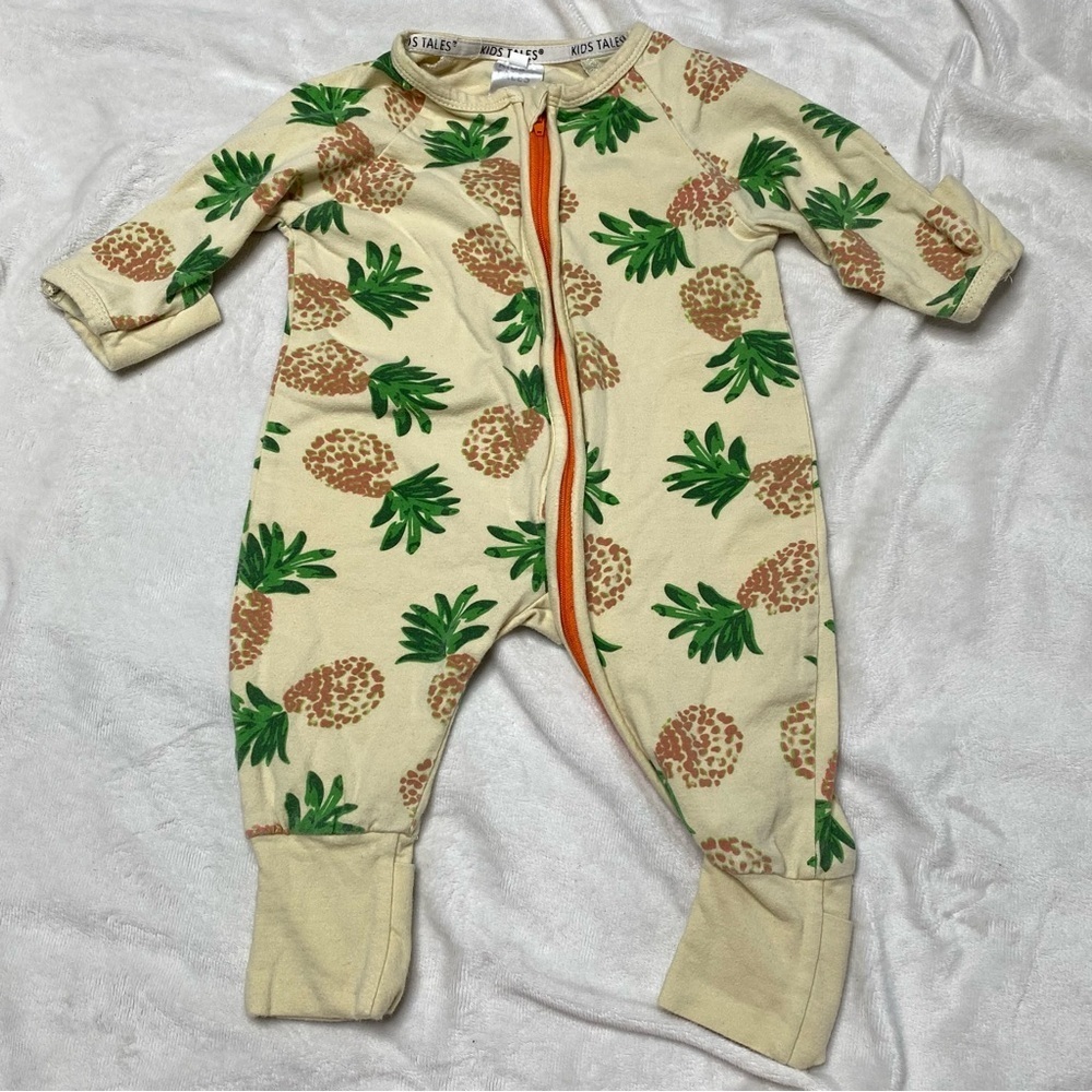 Pineapple Convertible 3-6 Month Sleeper